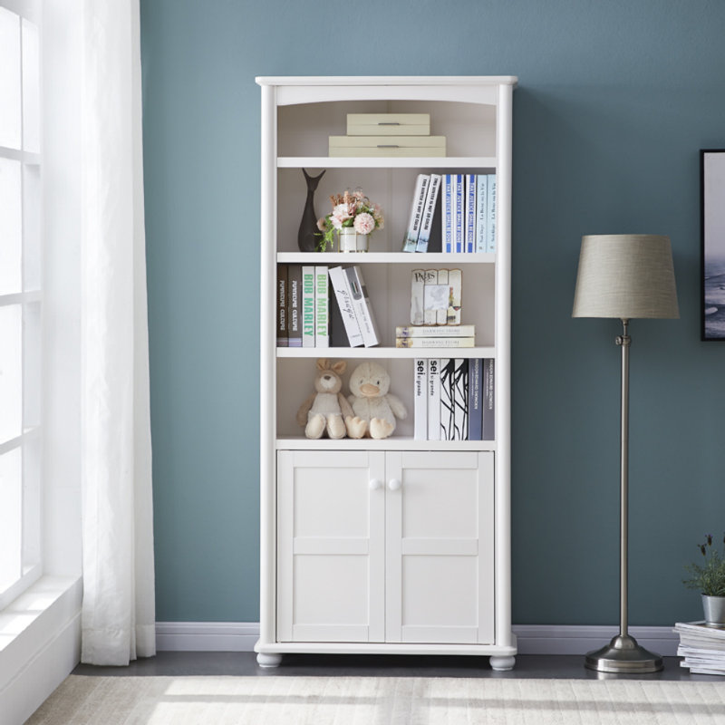 Vitrine moderne blanche simple