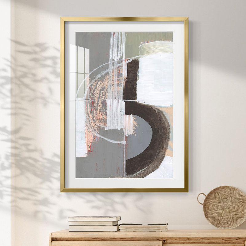 Arching Neutrals III - Impression encadrée, H 28,5 po x l 20,5 po, Doré