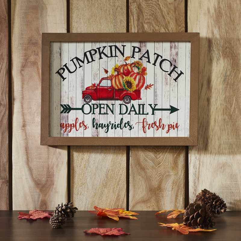 Kaleen Shiplap Pumpkin Patch Truck Wall Décor