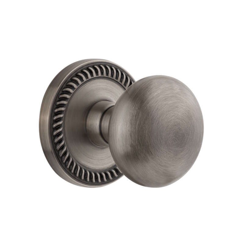 Grandeur Newport Rosette Privacy with Fifth Avenue Door Knob, Antique Pewter, 2 3/4"