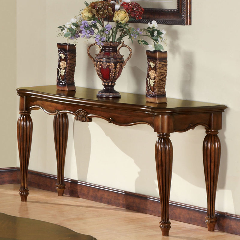Alguno Coffee Table