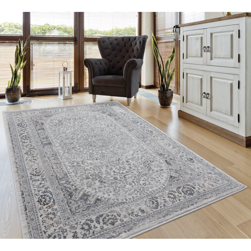 Schuster Oriental Indoor Rug, Runner 2'7" x 7'4"