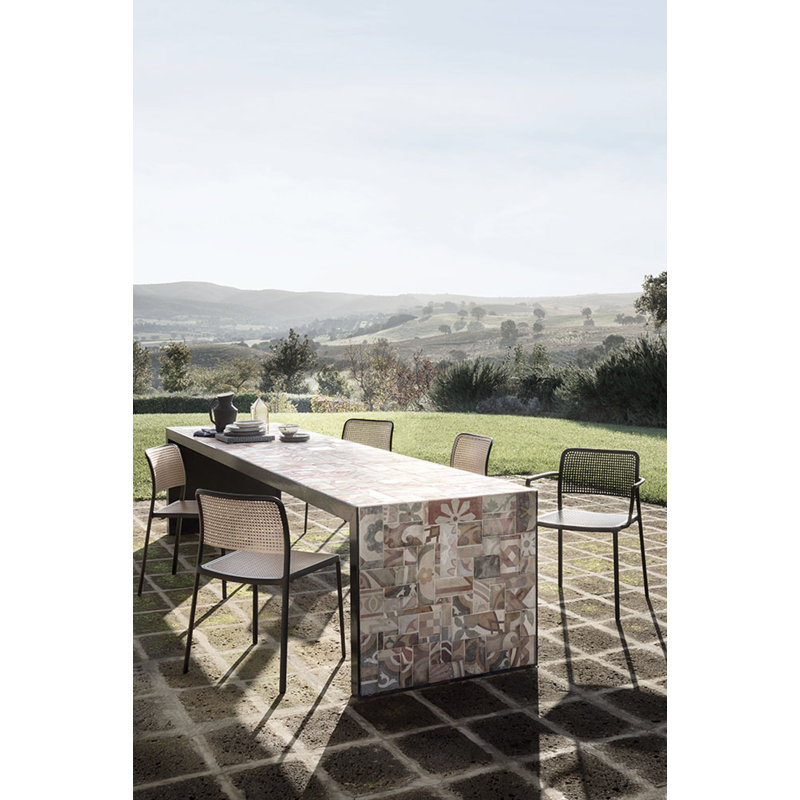 Audrey Armchair, Sand, Black Painted Steel