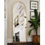 Miroir surdimensionné arqué en métal surdimensionné-570093161-570231696