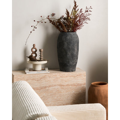 Clay Table Vase 1