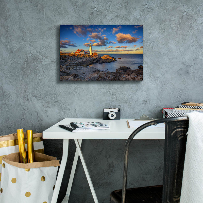 «Portland Head Lighthouse At Sunset» par Rick Berk, art mural sur toile