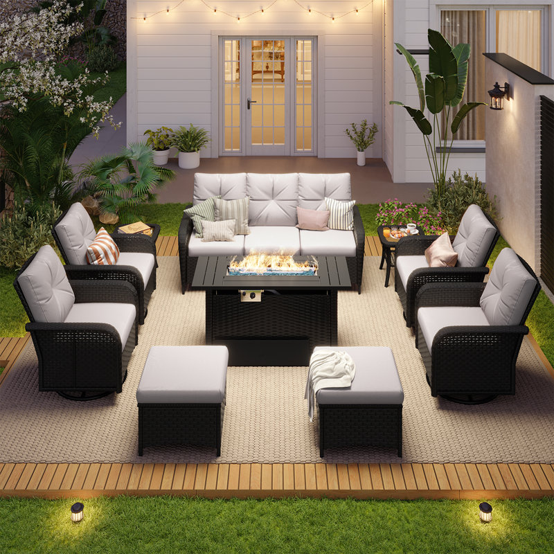 Ensemble de patio extérieur en osier 10 pièces avec table foyer de 44 pouces et chaises pivotantes, Beige, Black