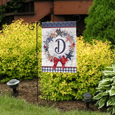 Drapeau de jardin American Wreath Monogram D