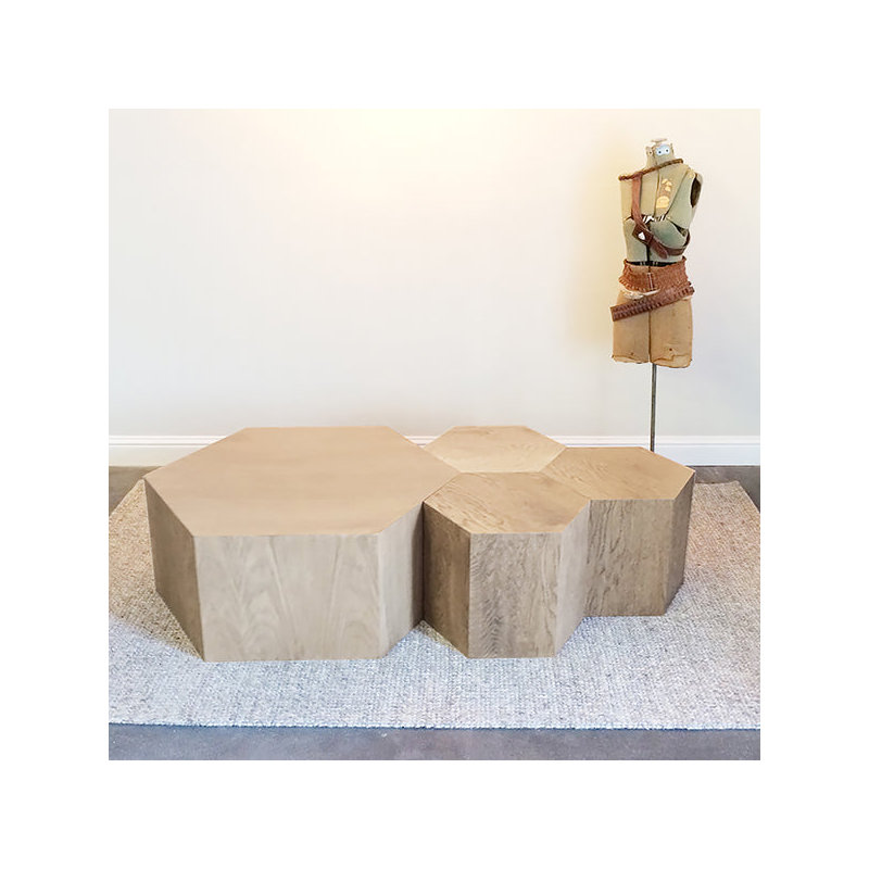 Coffee Table, Oak, 16" H x 40" L x 34.6" W