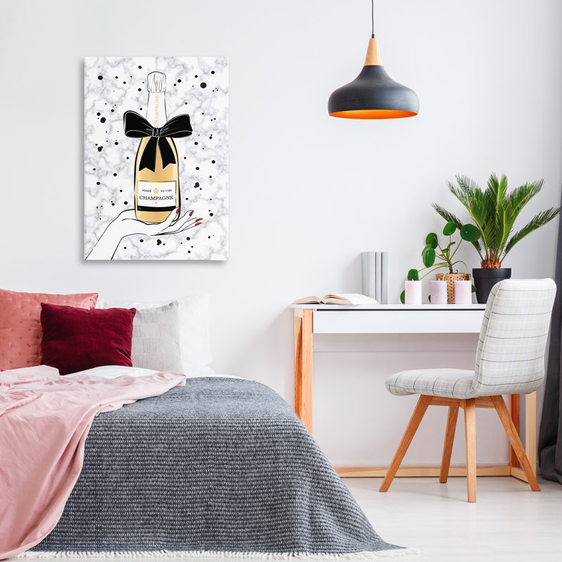 «Tenant une bouteille de champagne», art mural par Martina Pavlova, H 36 po x l 24 po