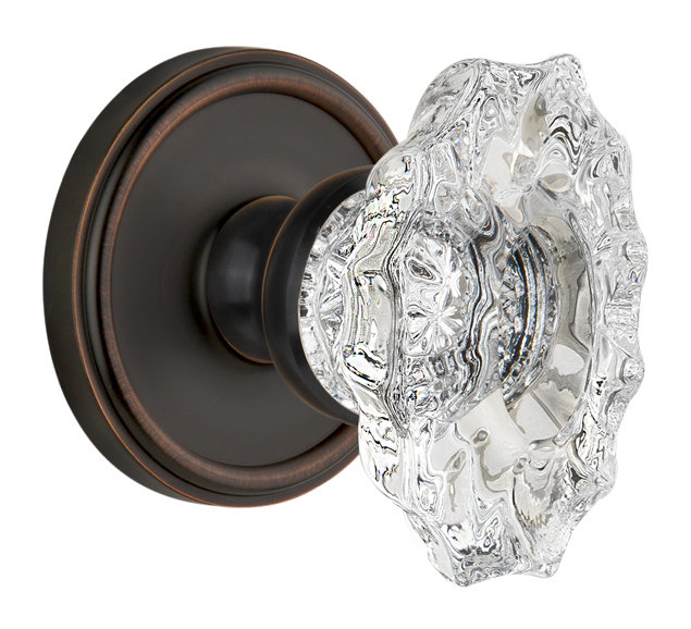 Rosace Grandeur Georgetown avec bouton de porte en cristal Biarritz, Bronze intemporel, 2 3/4 po