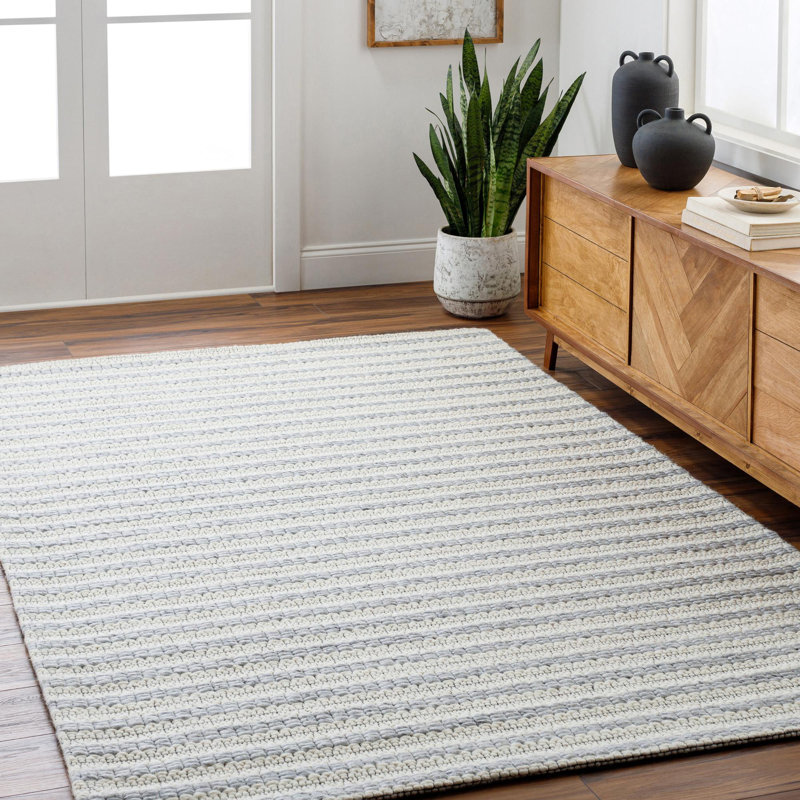 Tapis rayé Harvi, Rectangle 5 pi x 7 pi 6 po, Gris clair