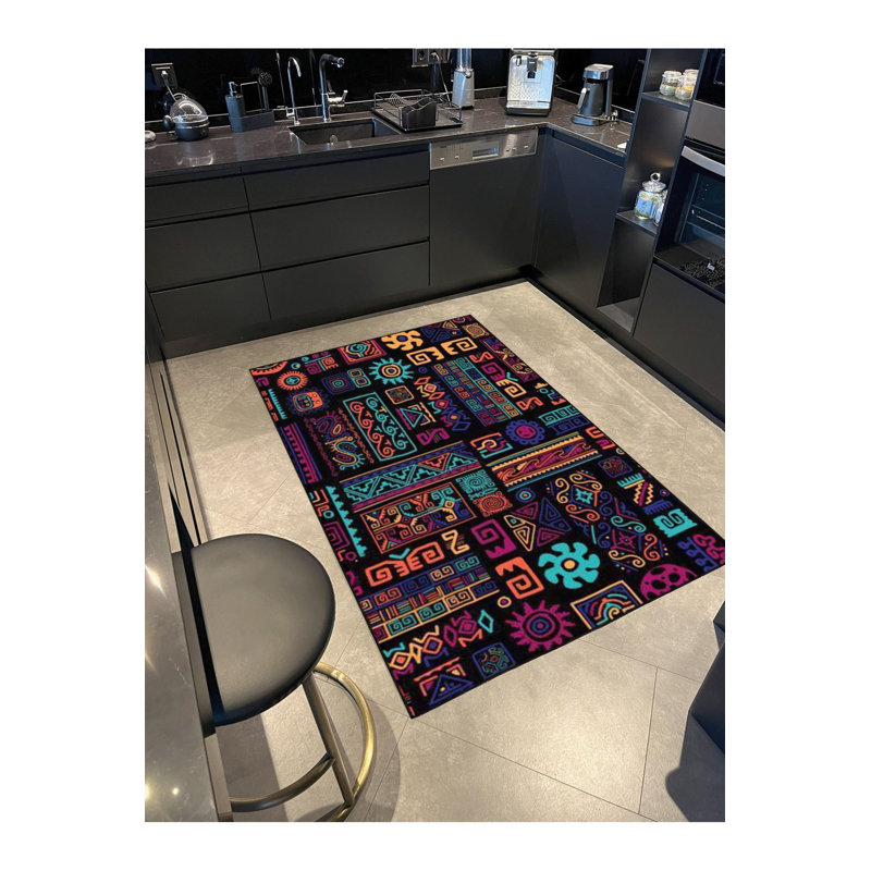 Tapis lavable noir à motif géométrique à motif géométrique, Tapis de couloir 3 pi 3 po x 6 pi 7 po inclus