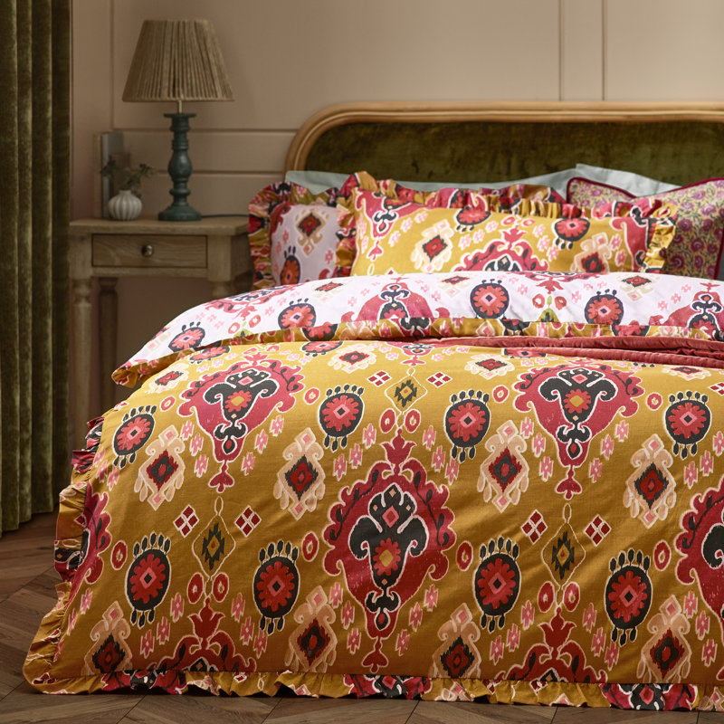 Dawson Abstract Duvet Cover Set with Pillowcases Included, King Duvet Cover + 2 Standard Pillowcase, Yellow