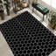 Tapis non tissé à texture douce avec motifs floraux et géométriques complexes pour une décoration intérieure sophistiquée-114328903