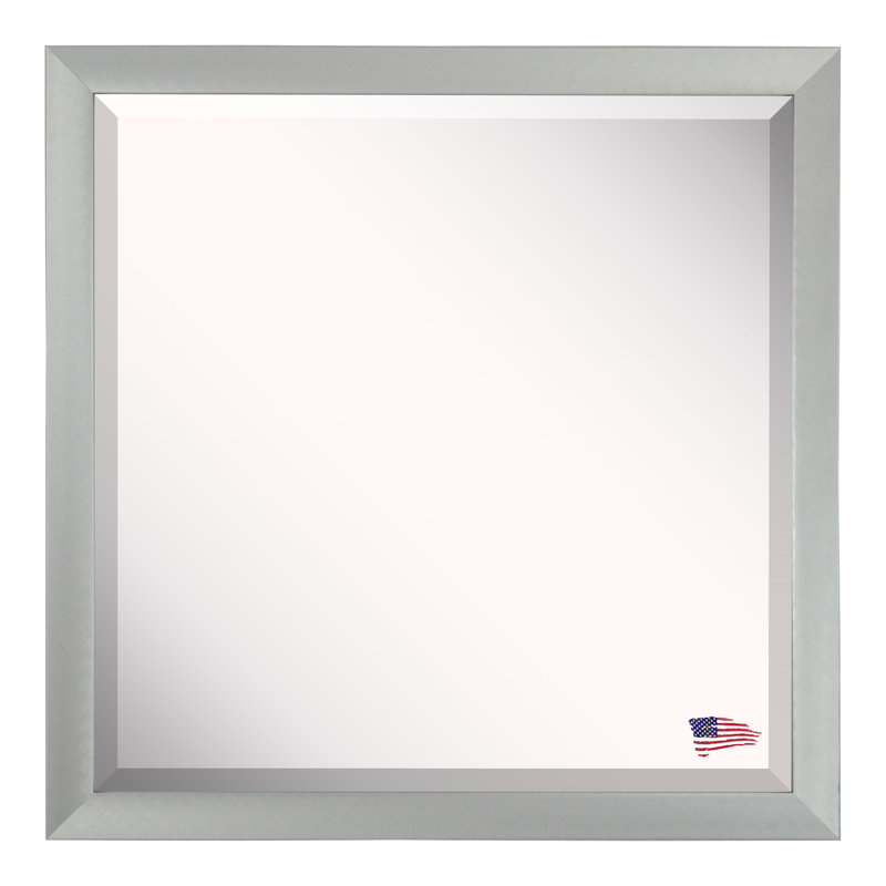 Miroir mural en argent doux