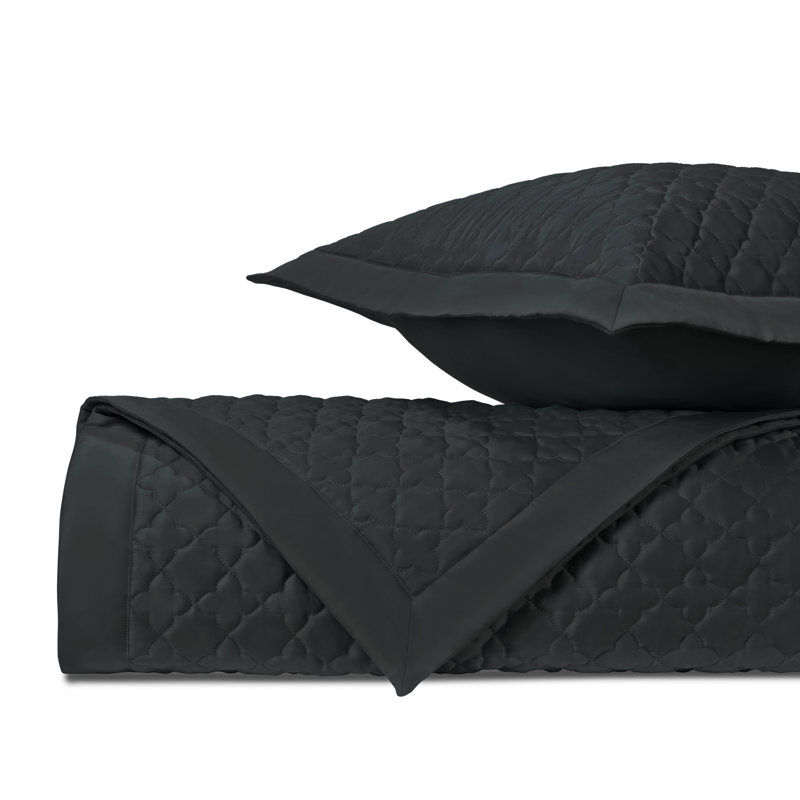 Clover Egyptian Certified Cotton Quilt, King Quilt, Black
