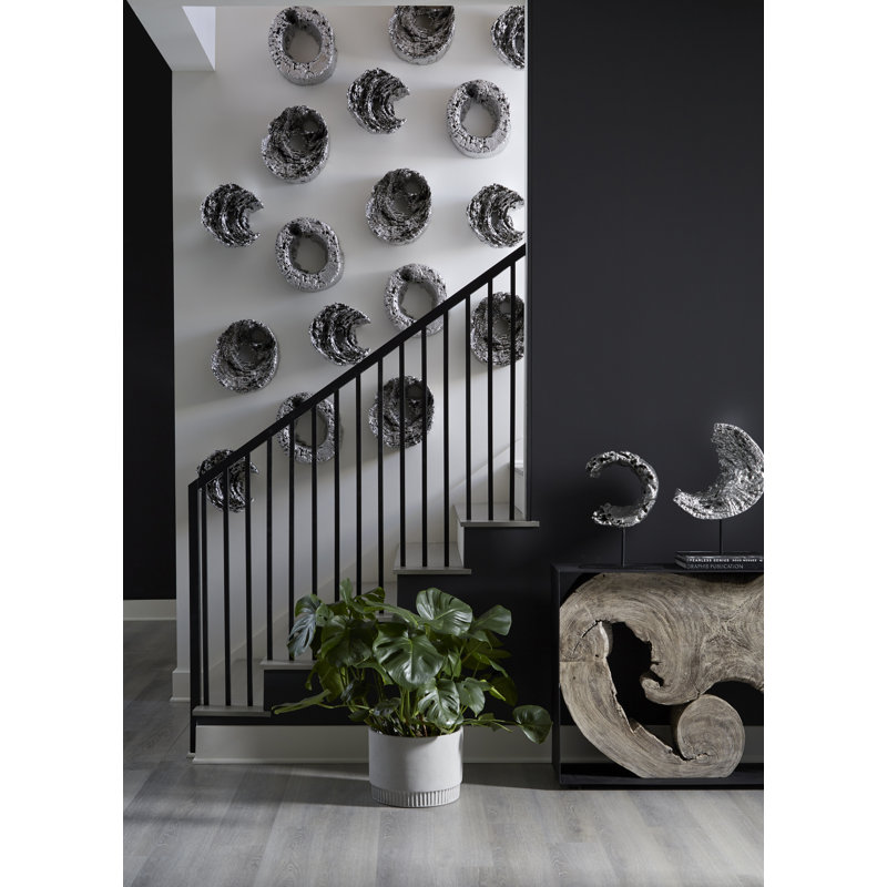 Cast Eroded Wood Circle Wall Décor