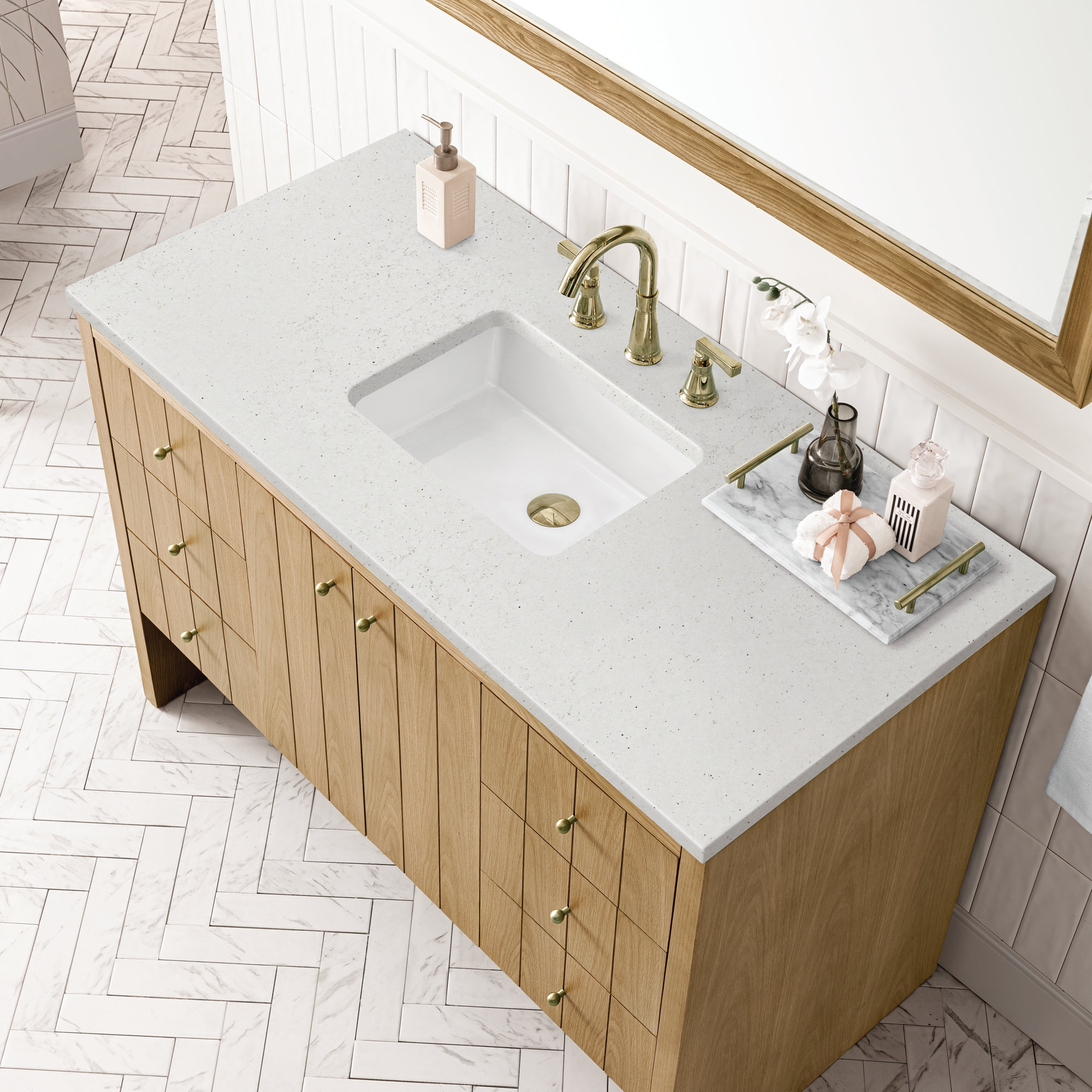 Hudson 48'' Single Bathroom Vanity, Lime Delight, Light Natural Oak, 8" Widespread