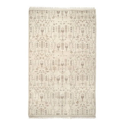 Dara Hand Knotted Wool Floral Area Rug in Ivory/Cream