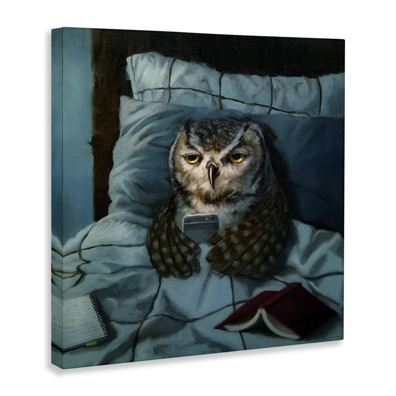 «Night Owl on Téléphone in Bed» par Lucia Heffernan - impression, H 36 po x l 36 po