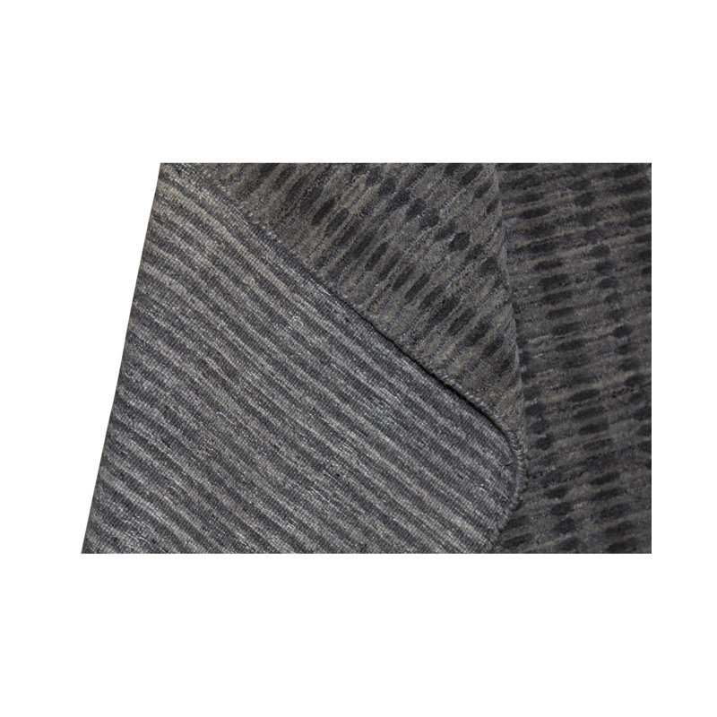Tapis noir de haute qualité noué à la main