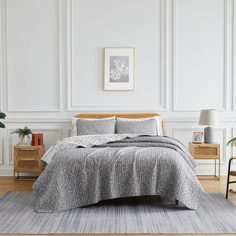 Botanical Forest Grey Reversible Microfiber Full Quilt Set
