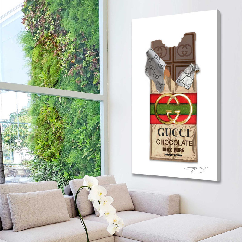 «Craving Gucci (Vertical)» par Jodi - impression, Toile tendue, H 40 po x l 24 po x P 1,5 po
