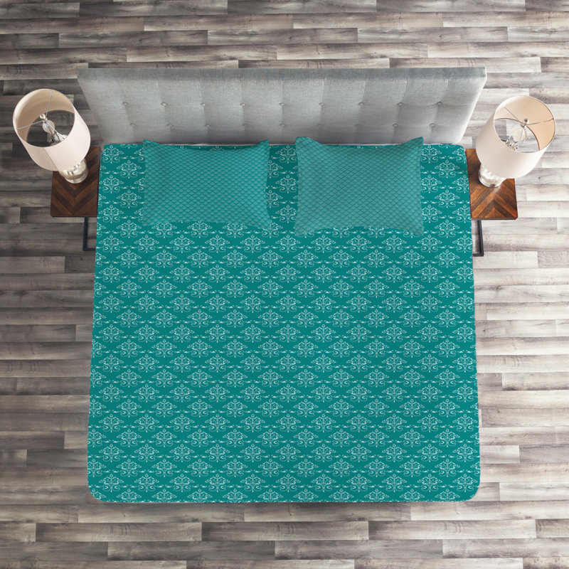 Motifs Rustic Polyester Coverlet, King Bedspread + 2 Shams