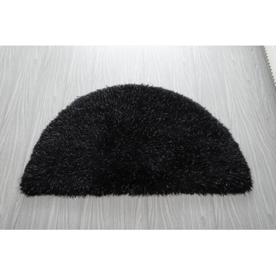 Tapis noir à longs poils Varina Collection