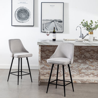Courtdale Upholstered Counter Stool