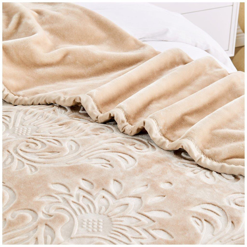 Arvelle Weighted Throw Blanket, Natural