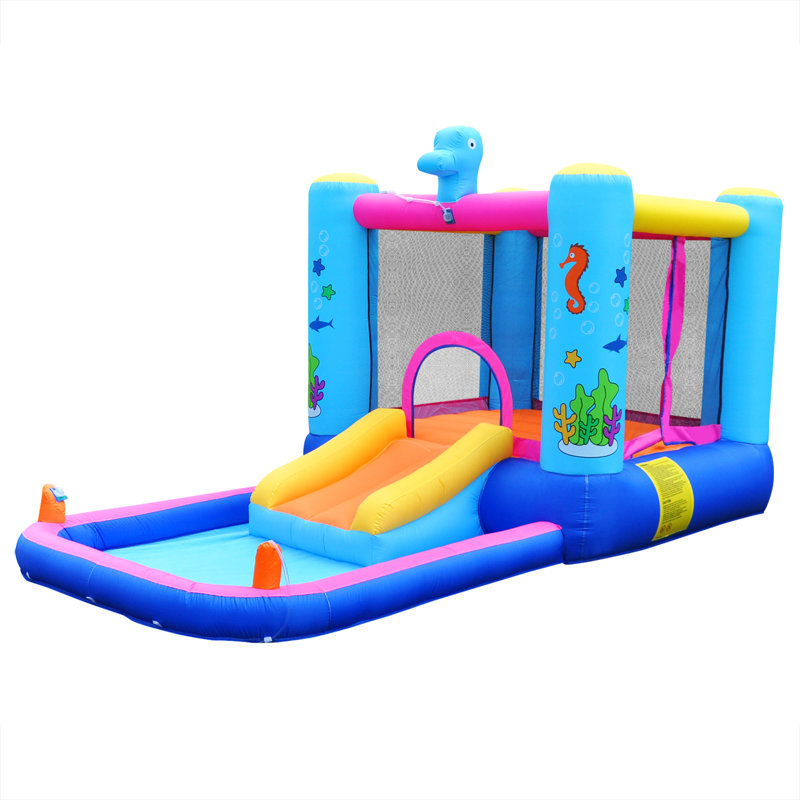 Jeu gonflable 7 pi x 12 pi avec glissade d'eau et souffleur d'air