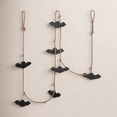 Mango Wood Bats Garland