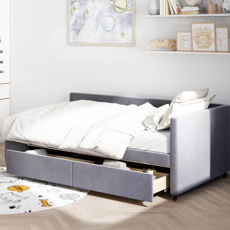 Lit simple tapissier en L en velours avec compartiments de rangement spacieux de taille grise. Revêtement de style. Tête de lit et tiroirs. Fabrication latérale intégrée