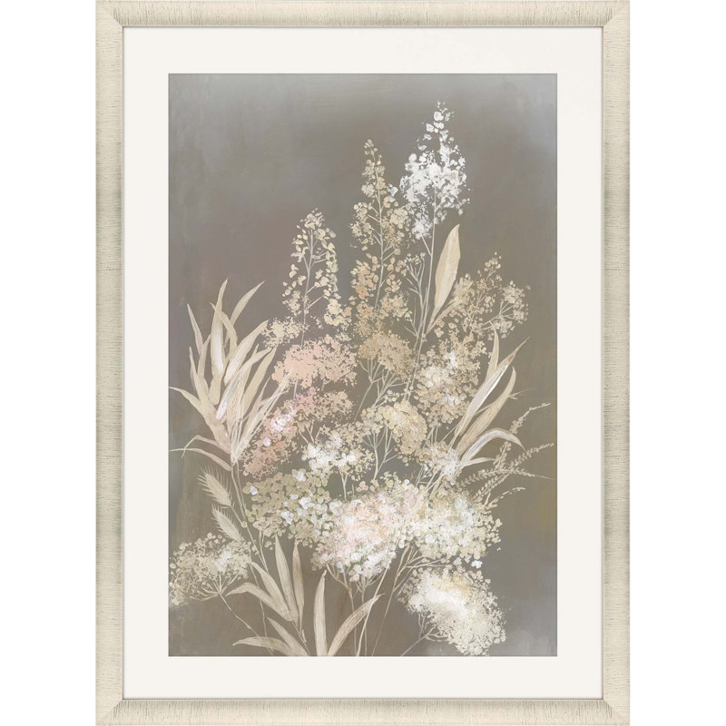 «Delicate Bunch I», reproduction d'art encadrée dorée