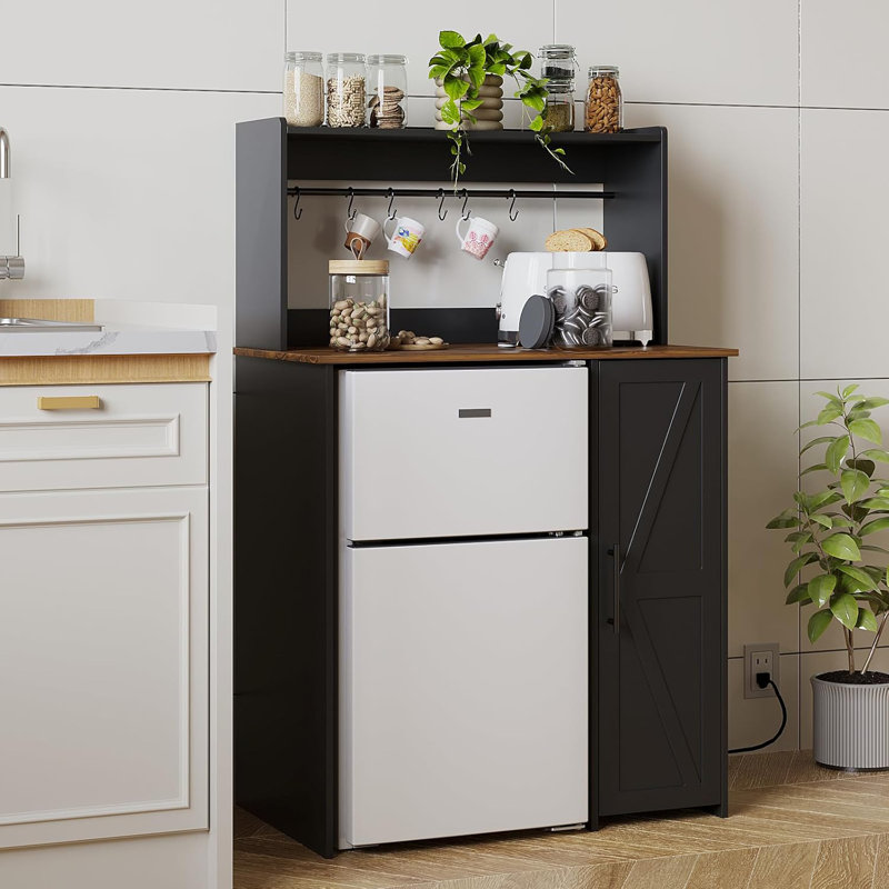 Mini armoire de réfrigérateur avec espace de rangement, armoire à café, support à micro-ondes avec prise, tablette réglable et dispositif anti-basculement, convenant à la cuisine, à la salle à manger et au bureau