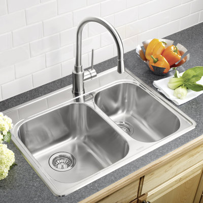 Évier de cuisine à double cuve encastrable avec crépine à panier 27 po x l 21 po Essential