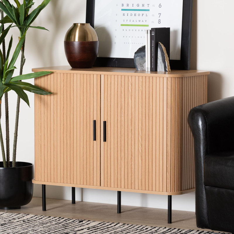 Armoire de rangement en bois cannelé Baxton Studio Lucia - Mid-Century, H 29,5 po x l 35,4 po x P 15,7 po