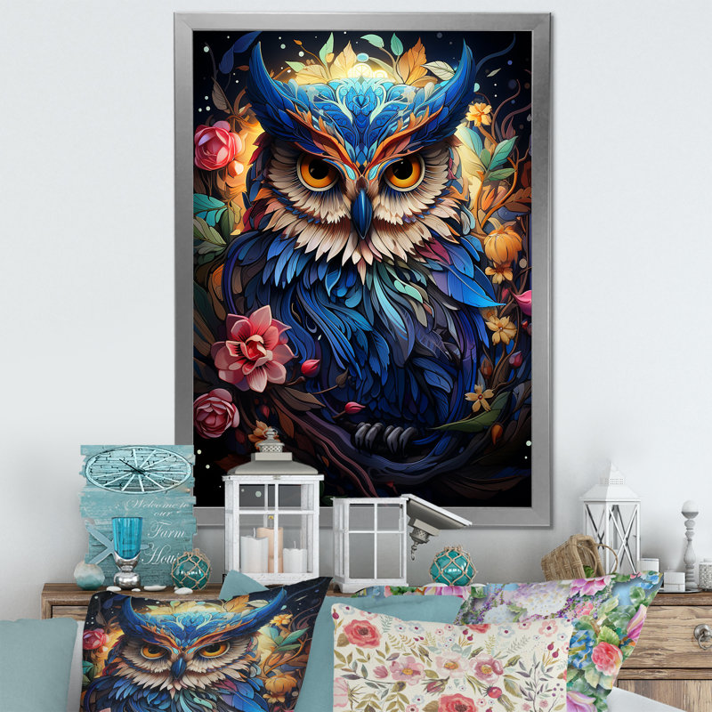Représentation fantastique d'un hibou enchanté II sur toile, Encadrement argenté, H 32 po x l 24 po x P 1 po