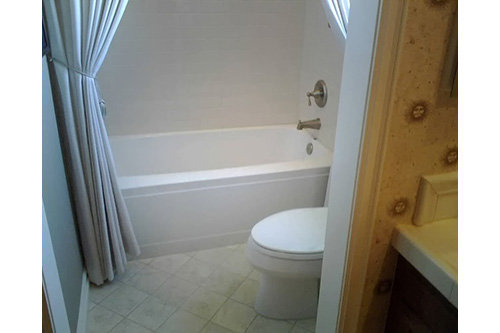 Regan 72'' L Whirlpool Bathtub, White, 91 cm H x 61 cm W