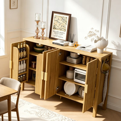 Armoire moderne 57,5 po à 4 portes, armoire de rangement en panneau de fibres à densité moyenne avec porte à l'arrière, crochets latéraux et tablettes réglables, armoire décorative à poignée en aluminium pour le salon de la salle à manger