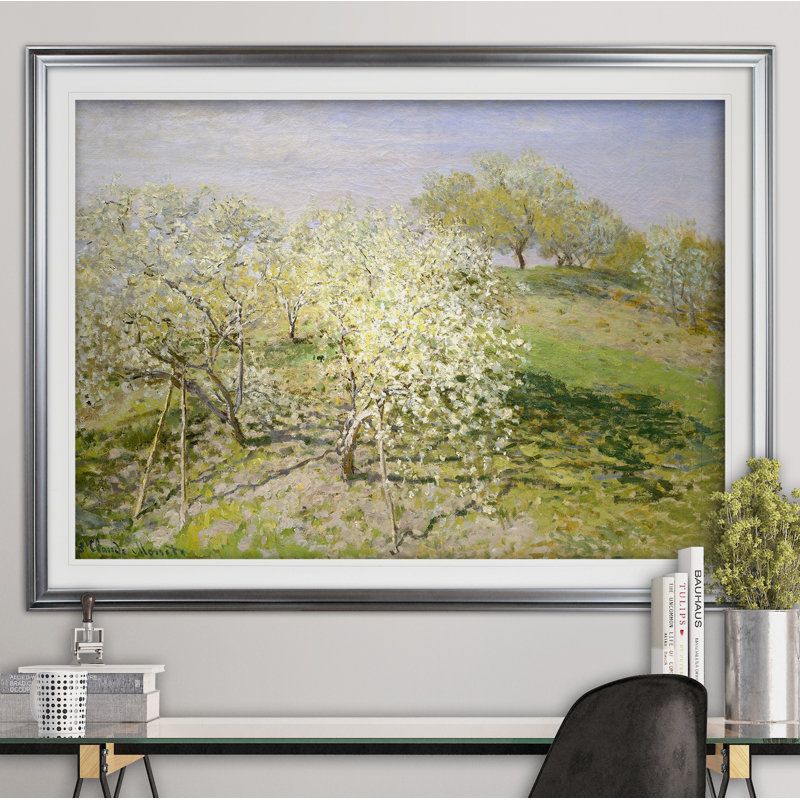 «Apple Trees», reproduction de photo, Cadre argenté, Blanc mat, H 28 po x l 38 po x P 1,5 po