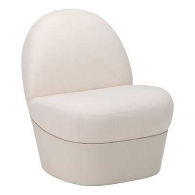 Chaise longue moelleuse et moelleuse