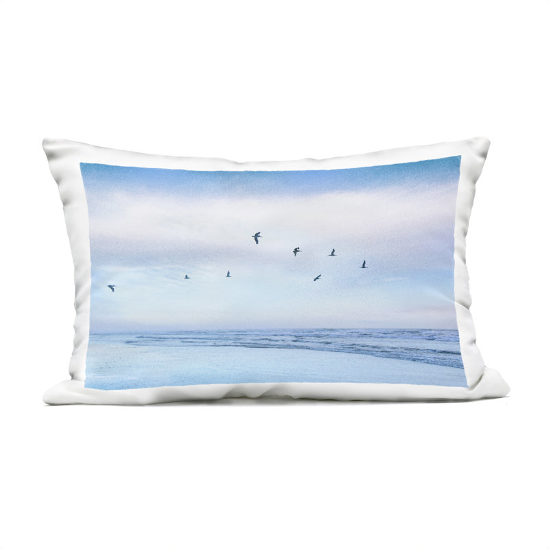 Coussin d'extérieur imprimé Echoes Of The Shore par Karin Connolly, Blue Shore