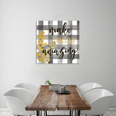«Buffalo Check: Make Today Amazing Gold», toile tendue par Trinx