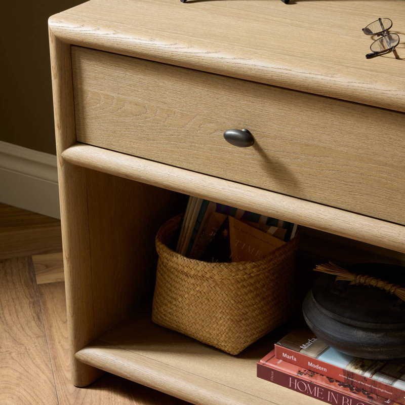 Analisa Nightstand