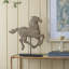 Grande sculpture décorative 19 "x 3 x 19,5" Defiance