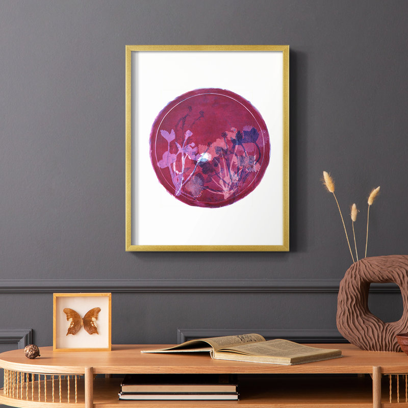 «Strawberries and Forg II», reproduction encadrée - bois massif, H 14 po x l 11 po