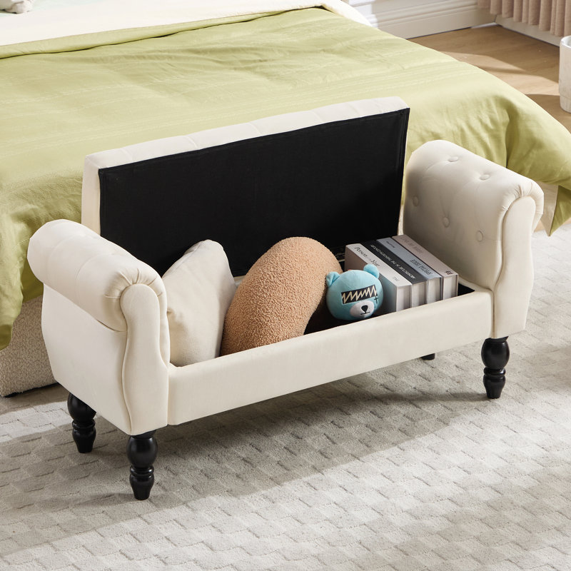Banc de rangement 48 po en velours capitonné avec accoudoirs roulés, Crème
